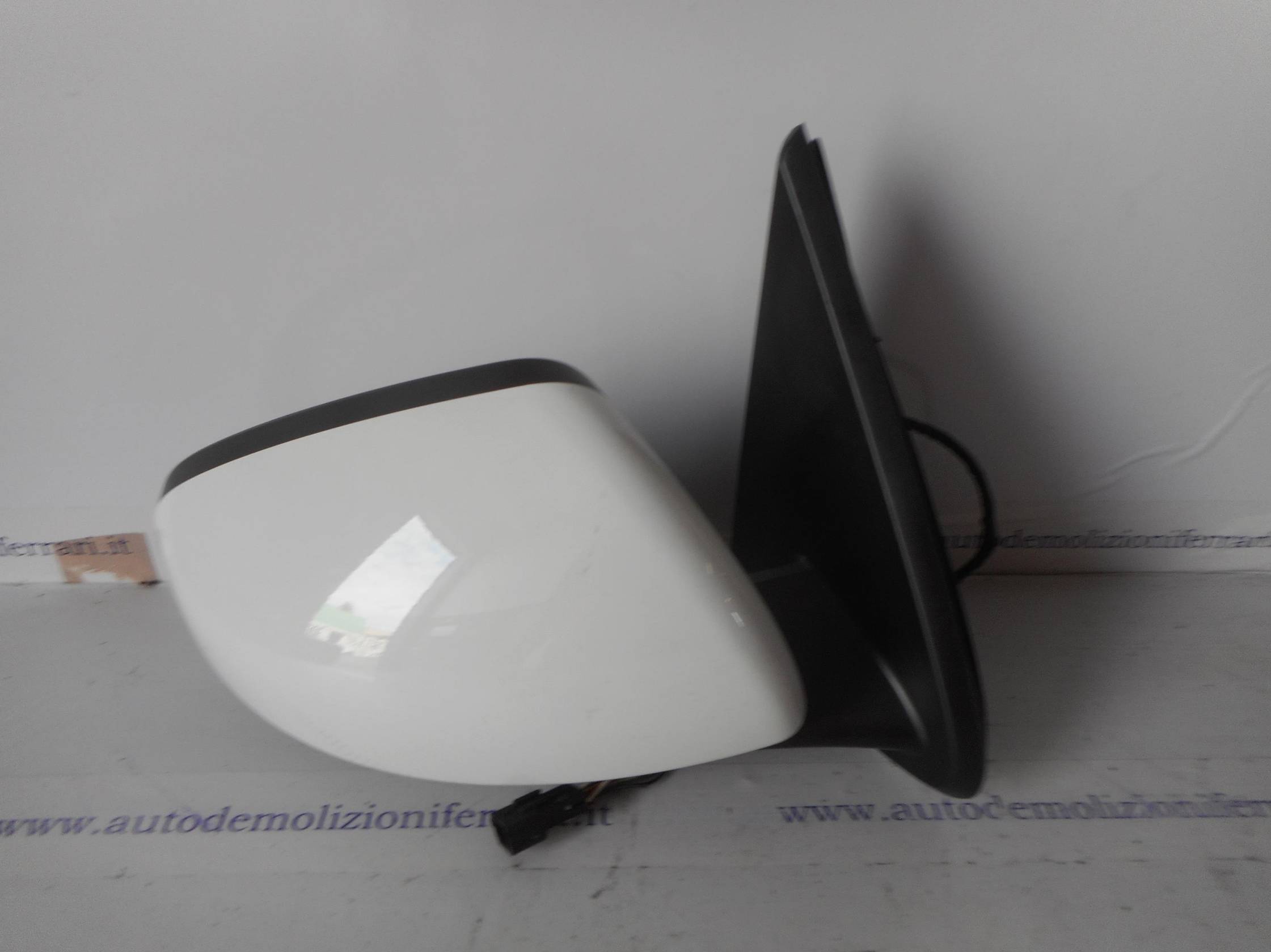 Retrovisore est. regolaz. elettr. dx.